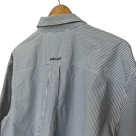 ARIAT Pro Series Men's XL Blue White Striped Long Sleeve Button-Up Shirt Casual - Picture 3 of 8